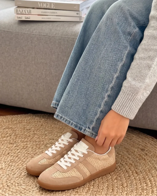 Sneakers "VICTORIA" Beige